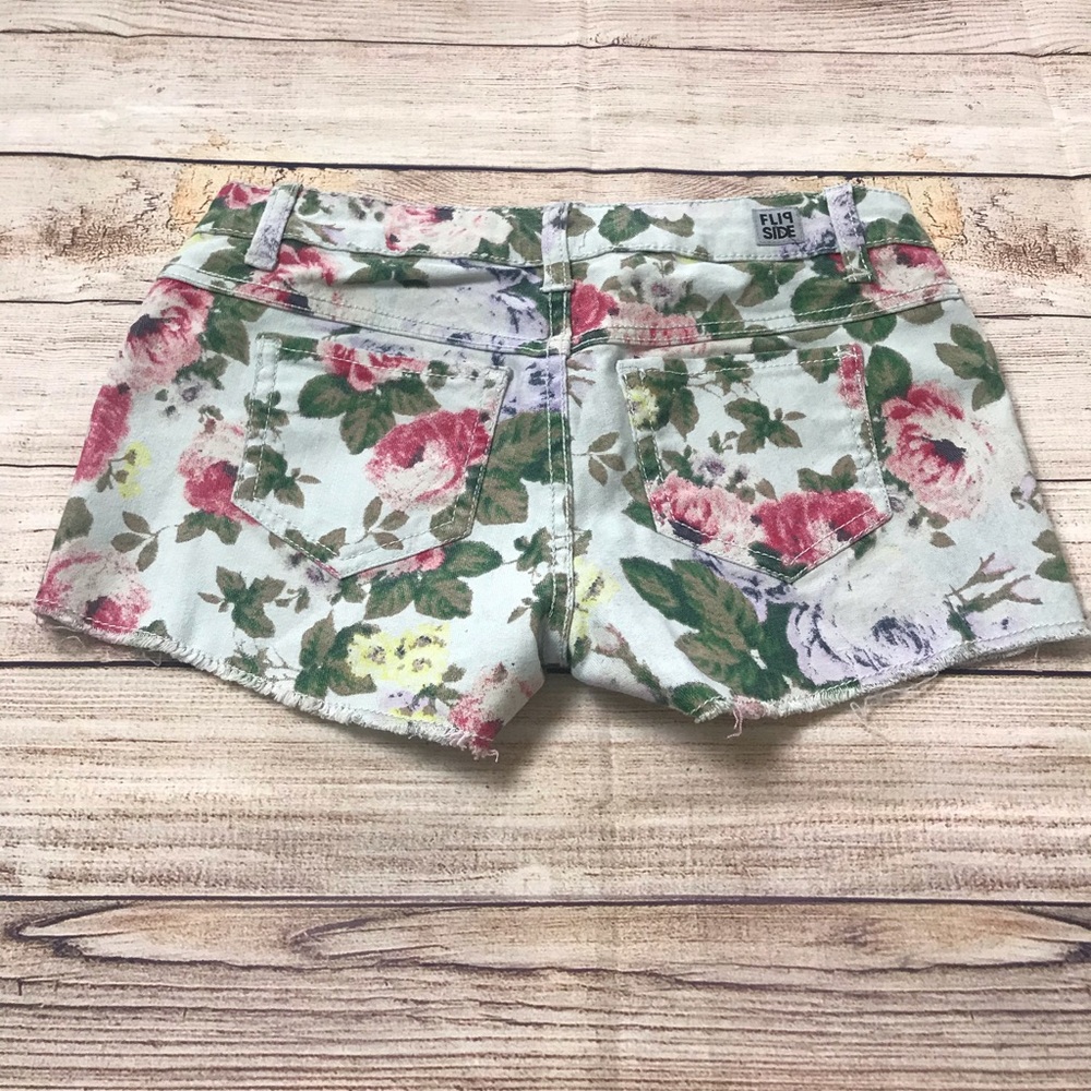 Reversible Jean Shorts - Size 3 - Picture 3 of 5